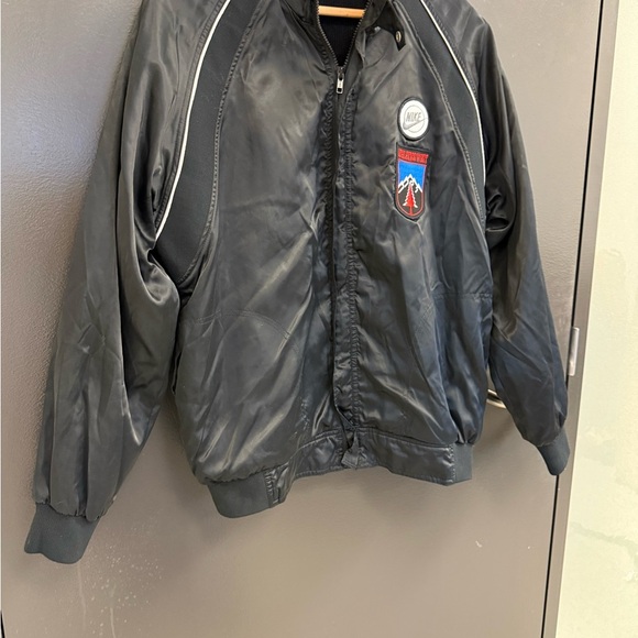 Nike vintage L SATIN ultra rare collectible EXC vintage cond “Athletics West” - Picture 14 of 15